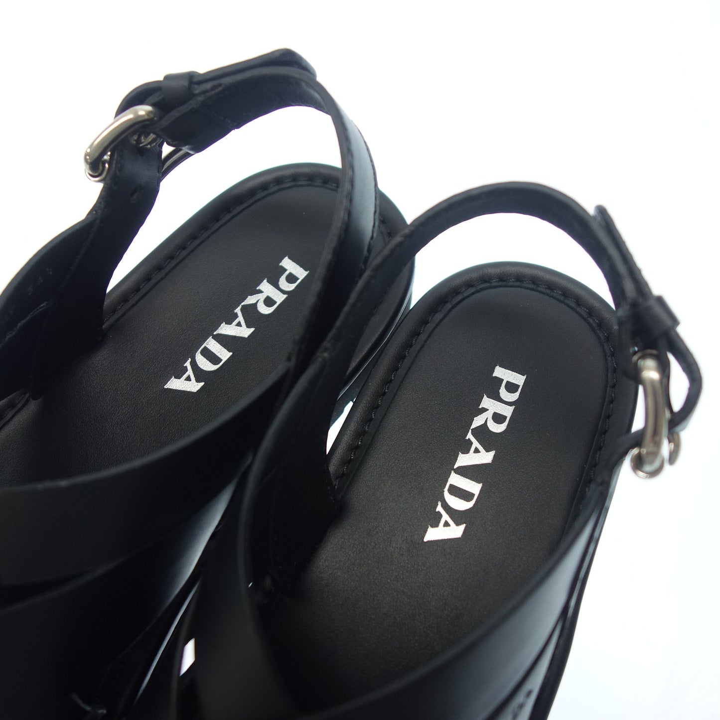 プラダ レザーサンダル シルバーバックル レディース 34.5 黒 PRADA【中古】