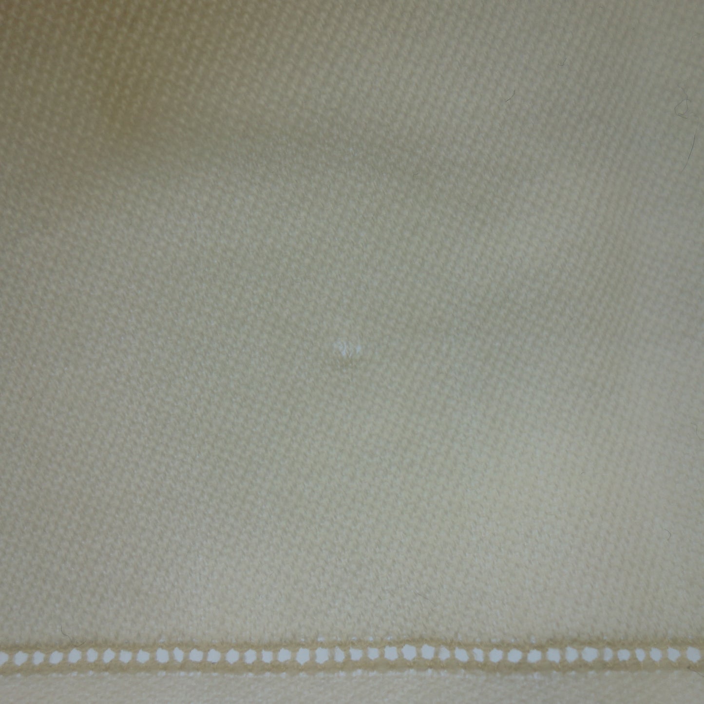 中古◆シャネル 大判ストール CC ウール100% ホワイト系 CHANEL【AFI23】