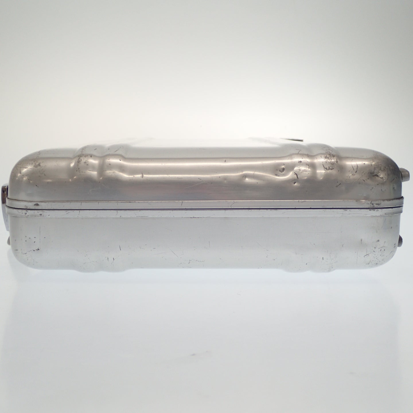 ゼロハリバートン アタッシュケース シルバー ZERO HALLIBURTON【AFB48】【中古】