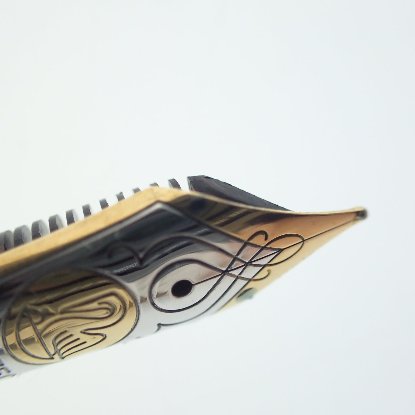 美品◆ペリカン 万年筆 M800 スーベレーン ペン先18C-750 F 縞 ブルー&ブラック系 PELIKAN SOUVERAN【AFI11】