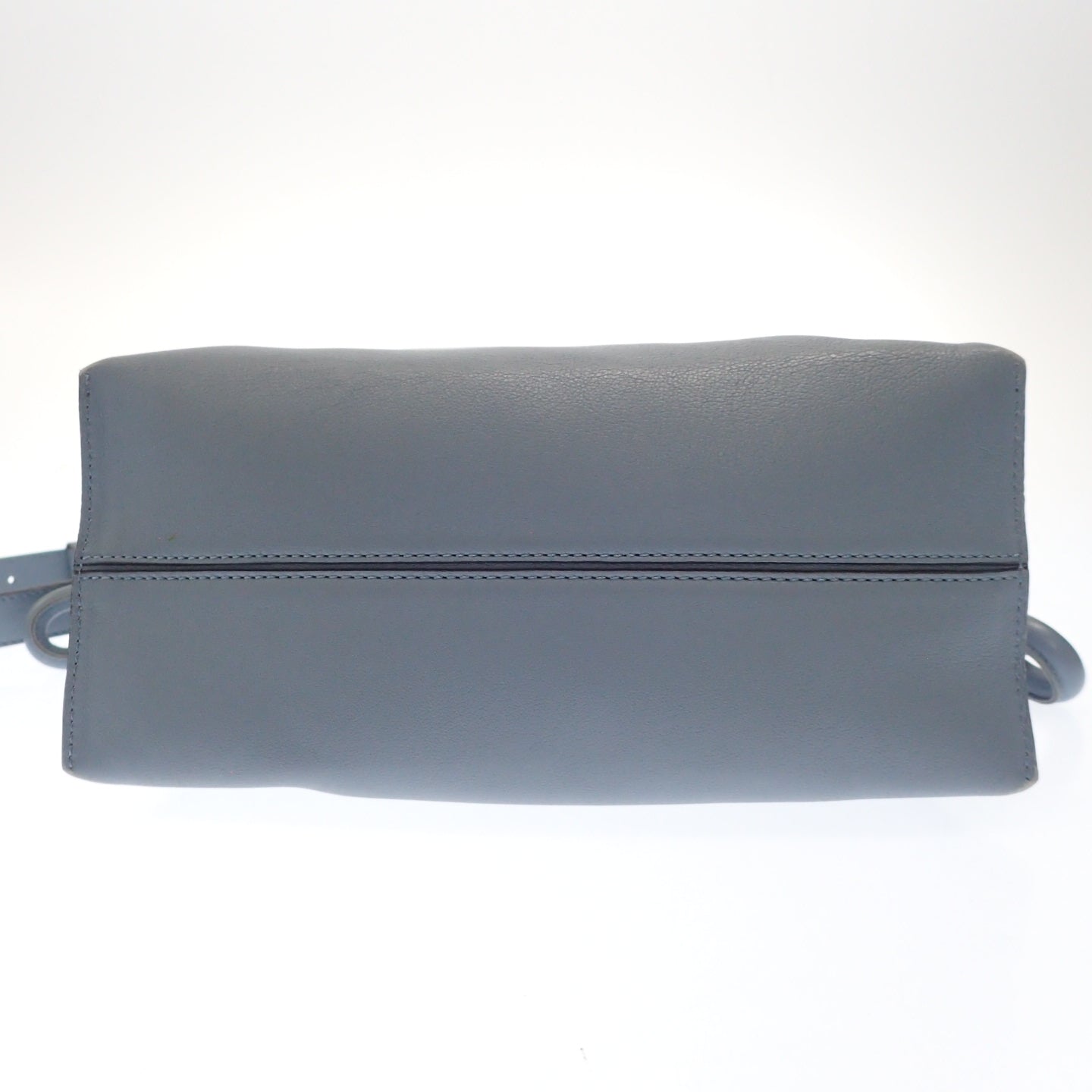 美品◆ロエベ ショルダーバッグ ナッパレザー フラメンコ アナグラム LOEWE【AFE9】
