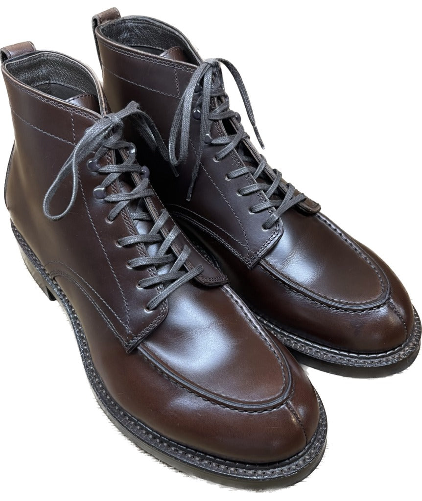 状况非常好 ◆ Rutt Shoes 皮鞋 V 型靴子 8752 棕色 US8D Rutt Shoes