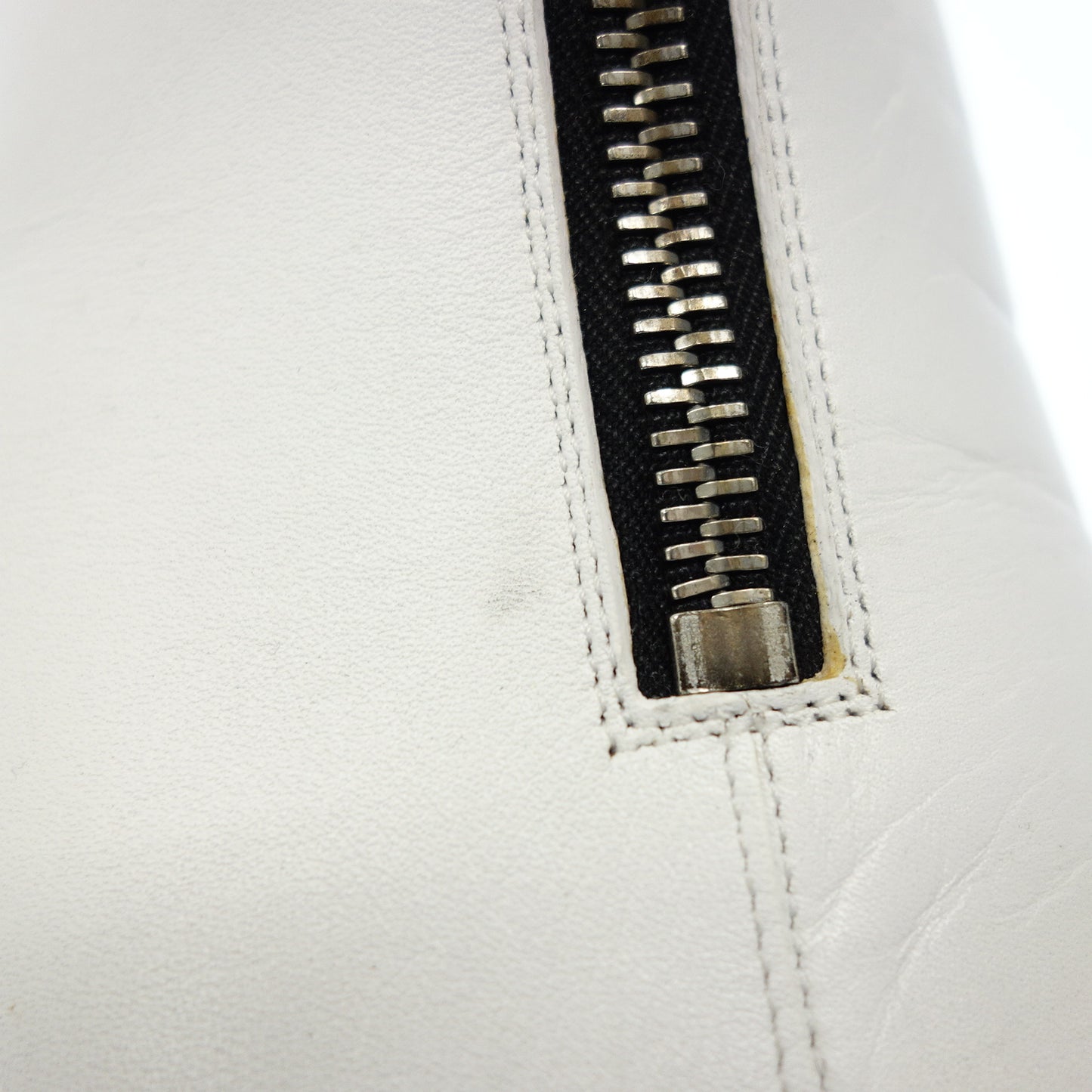 セリーヌ フロントジップ サンダル レディース ホワイト 37.5 CELINE【AFC18】【中古】