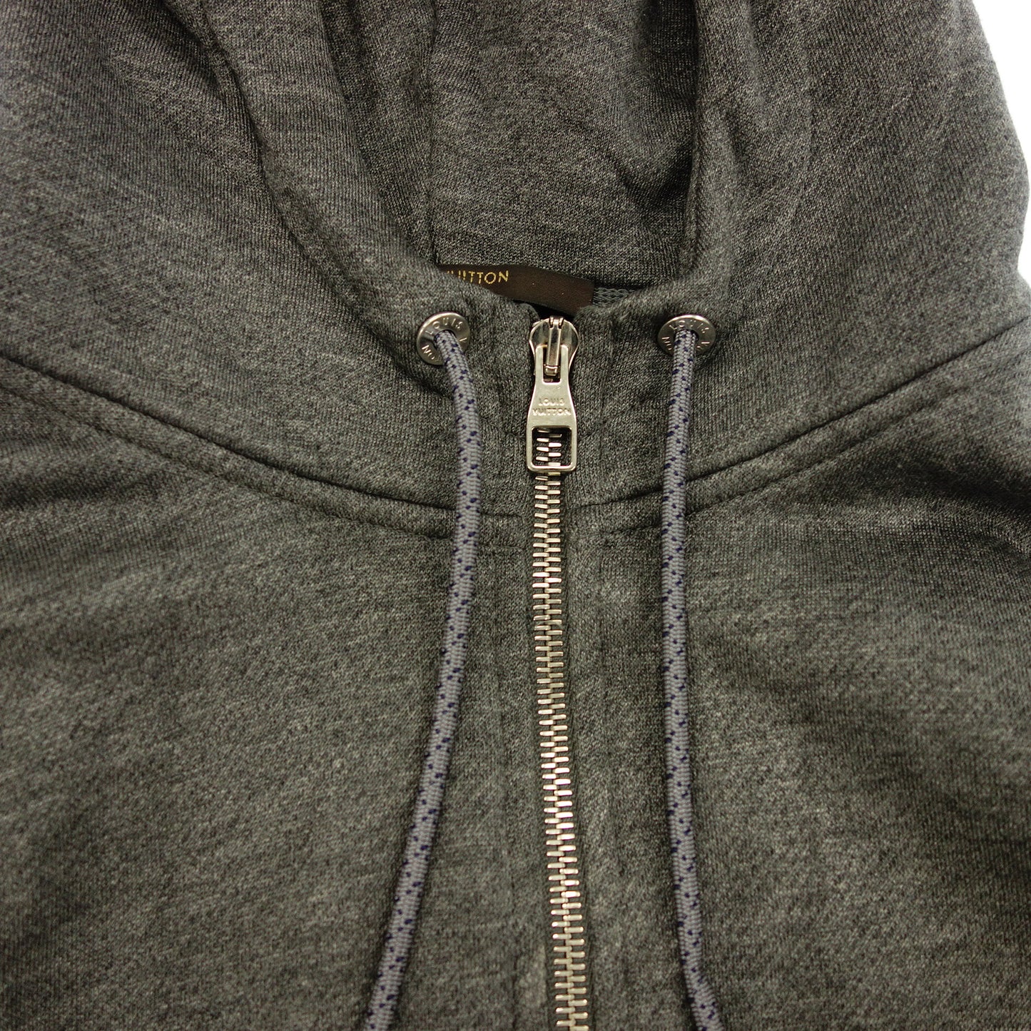 中古◆ルイヴィトン ジップアップパーカー シルバー金具 LVレザーパッチ グレー サイズM メンズ LOUIS VUITTON【AFB19】