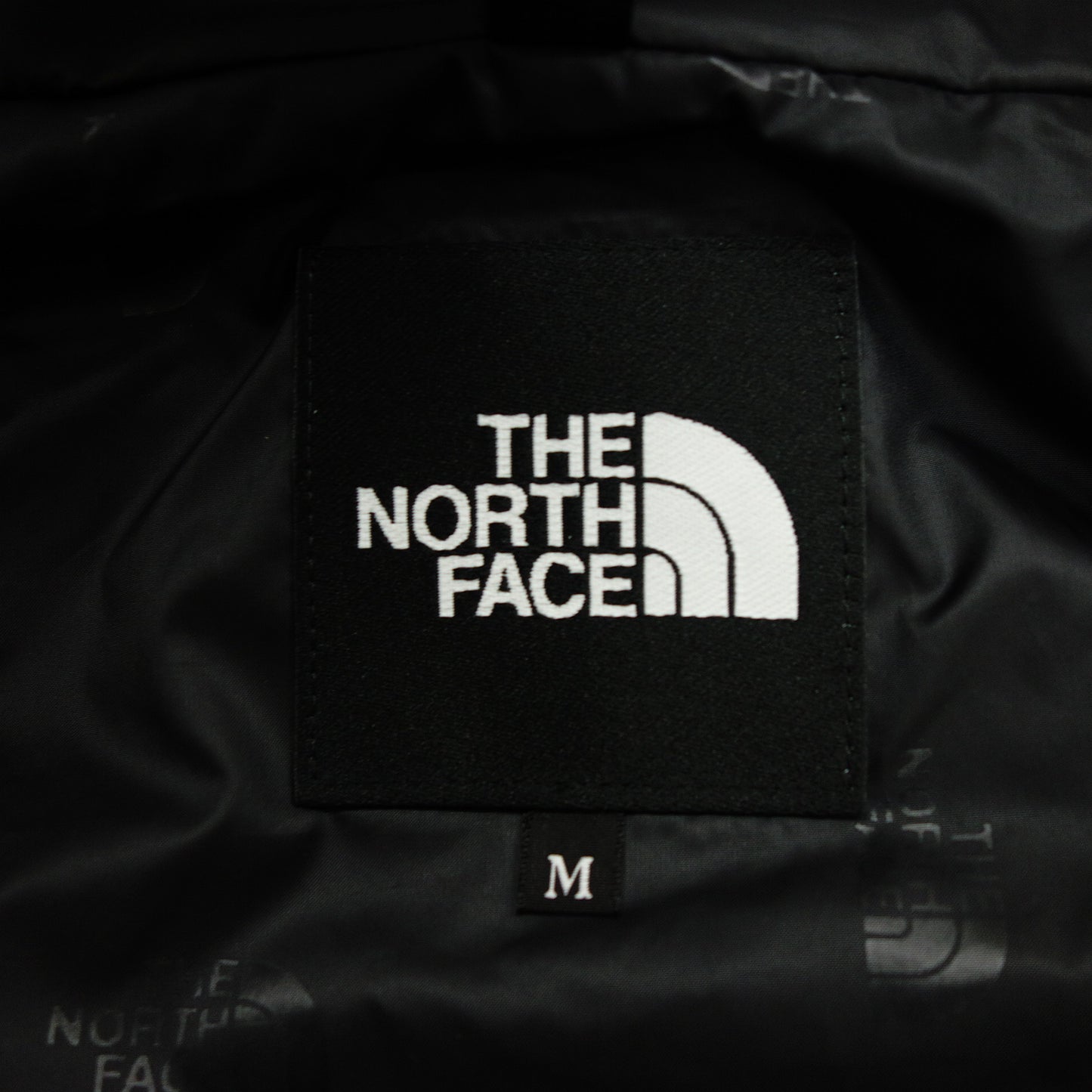 新品同様◆ザ ノースフェイス マウンテンライトジャケット メンズ ブラック系 サイズM NP62236 THE NORTH FACE【AFB35】