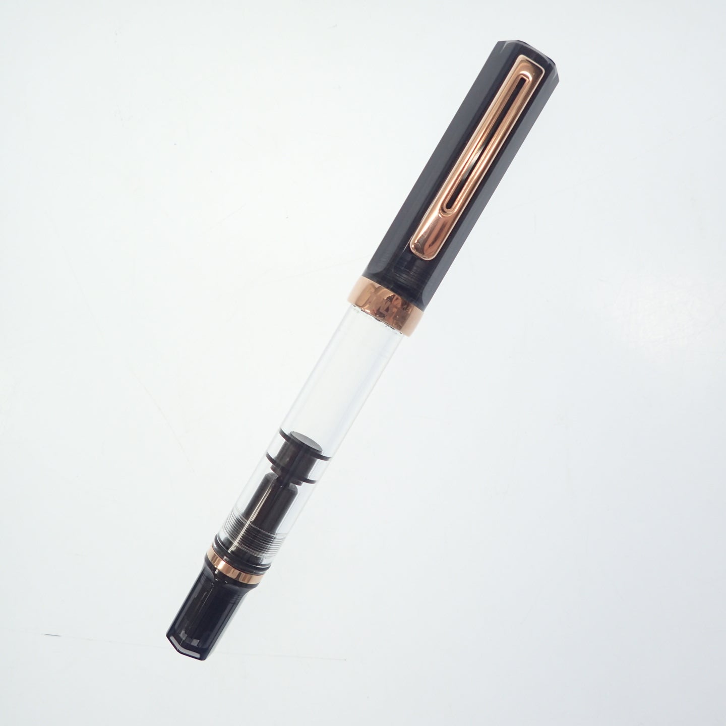 極美品◆ツイスビー 万年筆 エコ スモークローズG ブラック系 TWSBI SMOKE ROSE【AFI11】