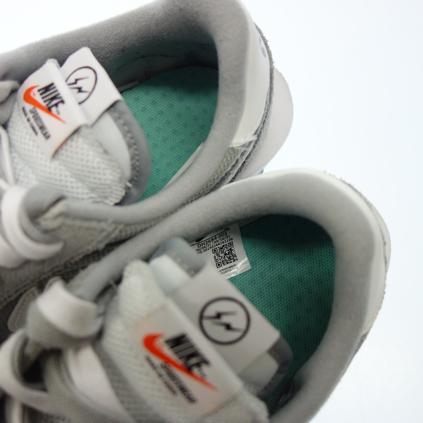極美品◆ナイキ スニーカー FRAGMENT Sacai LD Waffle Light Smoke Grey DH2684-001 メンズ 26 グレー NIKE【AFD2】