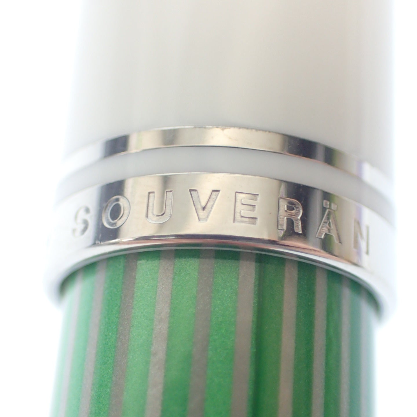 極美品◆ペリカン 万年筆 スーベレーン GP×レジン ペン先14C グリーン×ホワイト Pelikan【AFI11】