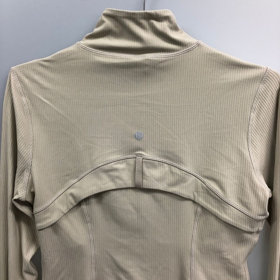 美品◆ルルレモン 長袖トップス ジップアップ ベージュ レディース lululemon 【AFB16】