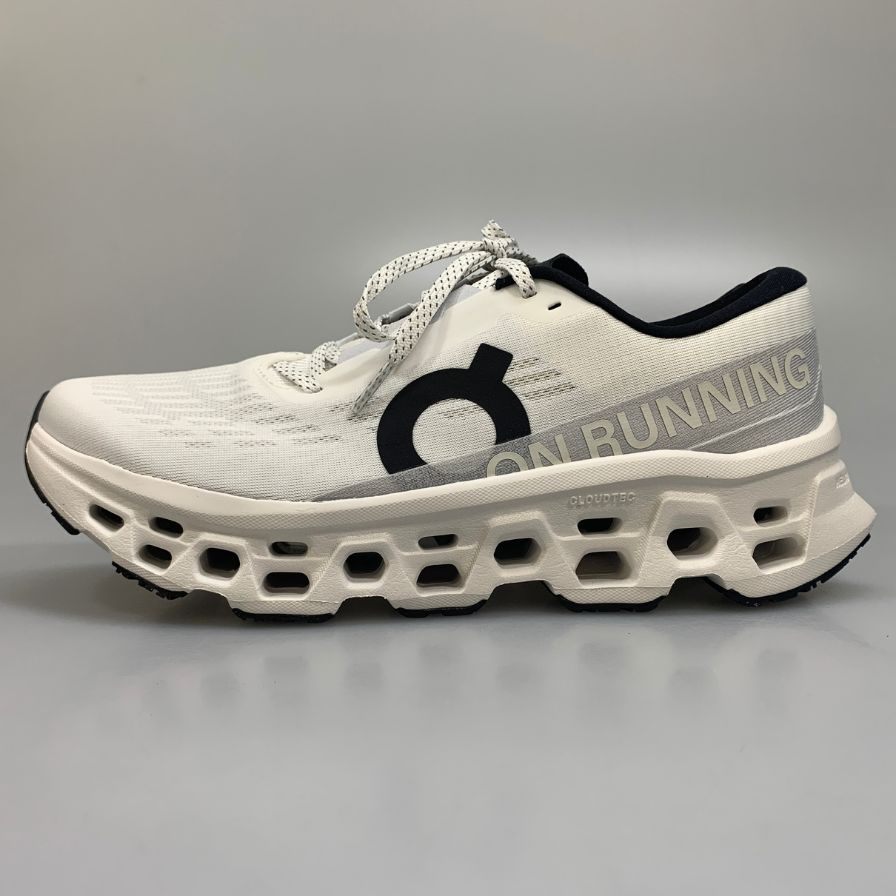 オン ランニングシューズ クラウドモンスター3 ホワイト サイズ26.5cm ON【AFC30】【中古】