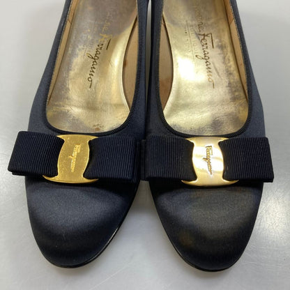 サルバトーレ フェラガモ リボンパンプス レディース サイズ7B ブラック Salvatore Ferragamo 約24.5cm【AFC30】