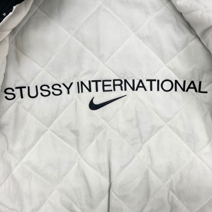 極美品◆ナイキ × ステューシー リバーシブルジャケット  23AW ナイロン ブラック メンズ サイズS NIKE x Stussy メンズ【AFA21】