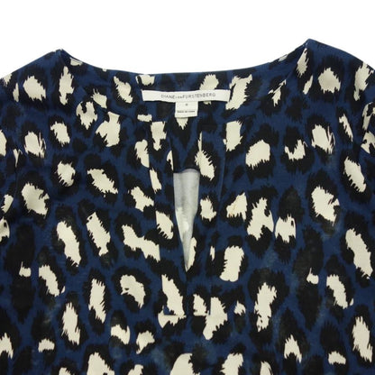 美品◆ダイアン フォン ファステンバーグ 長袖カットソー シルク 総柄 ブルー系 サイズ0 DIANE VON FURSTENBERG 【AFB33】