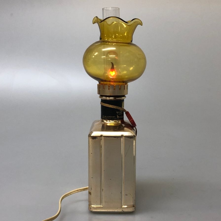 【レトロ・ジャンク】ニッカ キングランド ボトル型ランプ 稼働未確認 通電未確認 ボトルダメージあり NIKKA【AFI28】【中古】