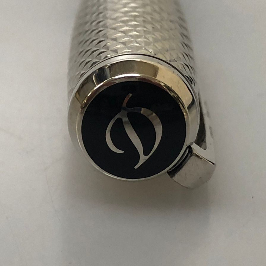 デュポン 万年筆 ラインD エタニティ ファイヤーX ペン先14K Fニブ シルバー系 S.T. Dupont【AFI6】