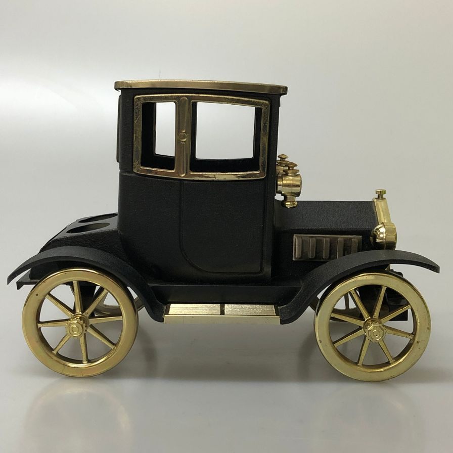 【レトロ】ビッグ T ウイスキーボトル ディスプレイ クラシックカー ボトル＆グラス無 BIG T【AFI28】【中古】