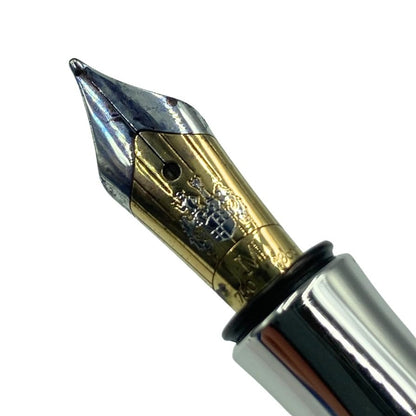 グラフフォン ファーバーカステル 万年筆 ペン先 M 750 18ct ブラウン 木目調 GRAF VON FABERCASTELL【AFI4】