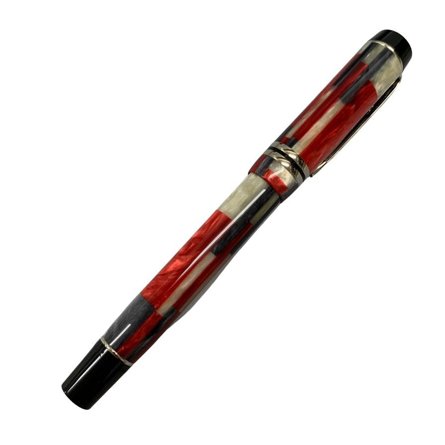 極美品◆パーカー 万年筆 ディオフォールド モザイク レッド ペン先 18K PARKER DUOFOLD MOSAIC RED【AFI18】