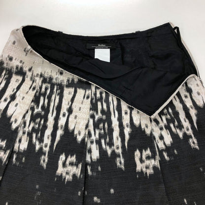 マックスマーラ ウィークエンドライン スカート 総柄 デザイン フレア 膝丈 ブラック ホワイト レディース サイズ40 Max Mara WEEKEND LINE【AFB25】
