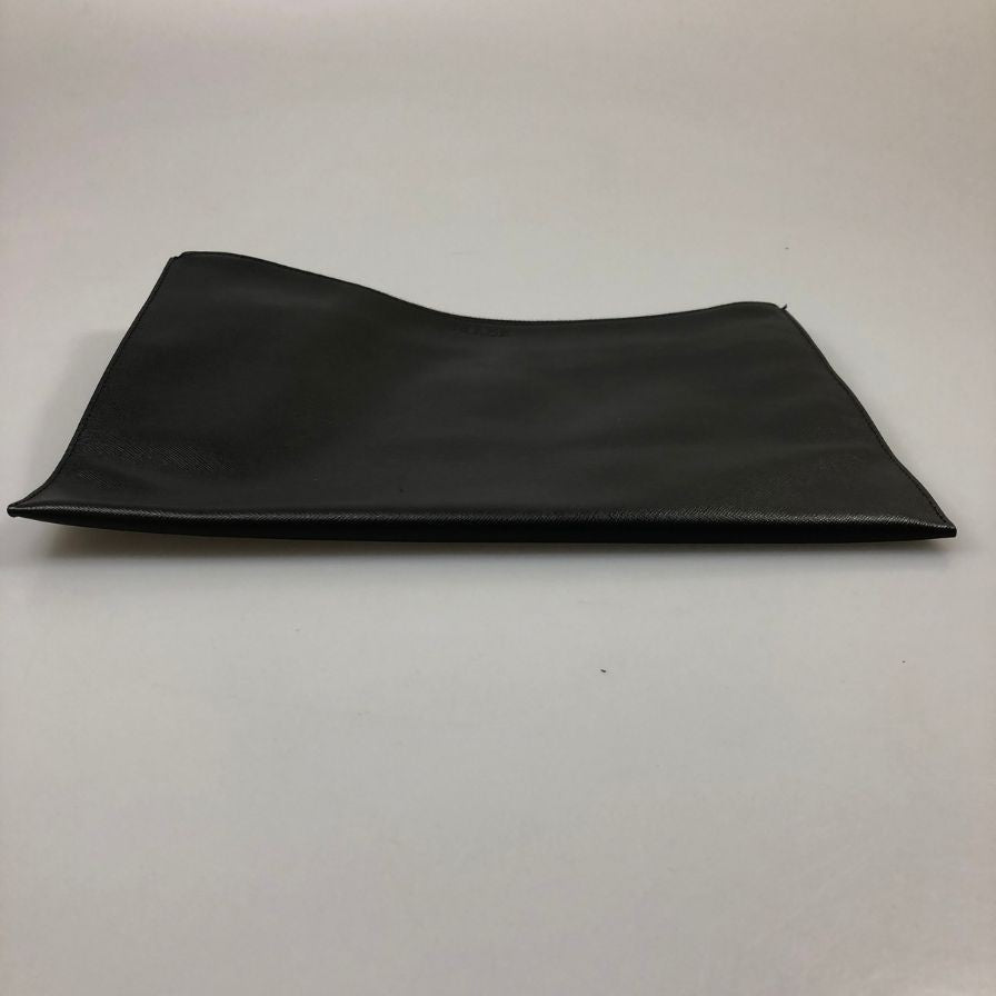 プラダ サフィアーノ レザー 薄型 クラッチ バッグ ブラック PRADA【AFE8】