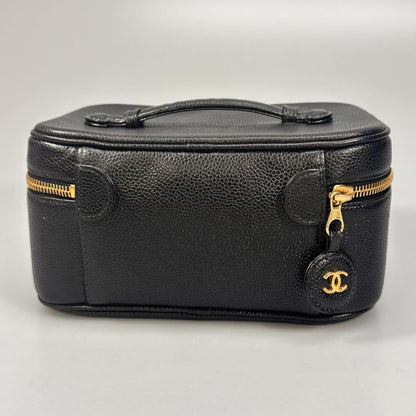 シャネル キャビアスキン バニティバッグ ゴールドジップ ココマーク ブラック CHANEL【AFE4】
