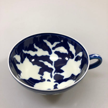 深川製磁 草花折枝白抜紋 紅茶碗皿 カップ&ソーサー【AFI28】【中古】