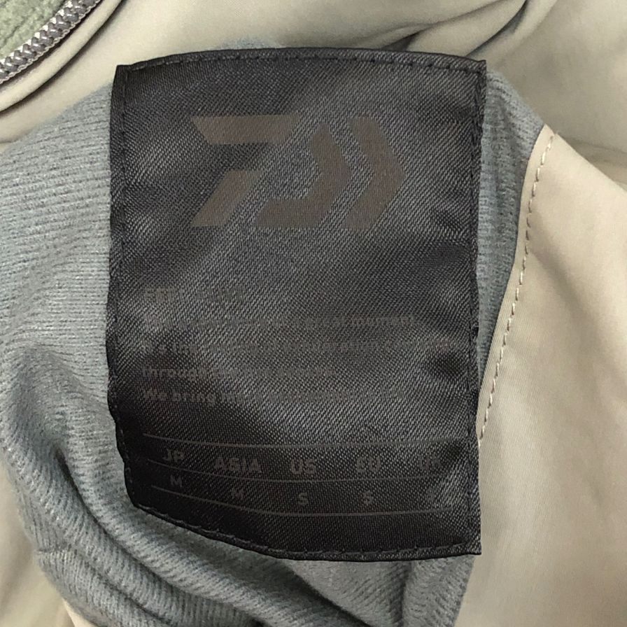 新品同様◆ダイワピア39 リバーシブルベスト TECH REVERSIBLE MIL ECWCS STAND VEST グレーカーキ メンズ サイズM BE-62023WDAIWA PIER39 【AFB4】