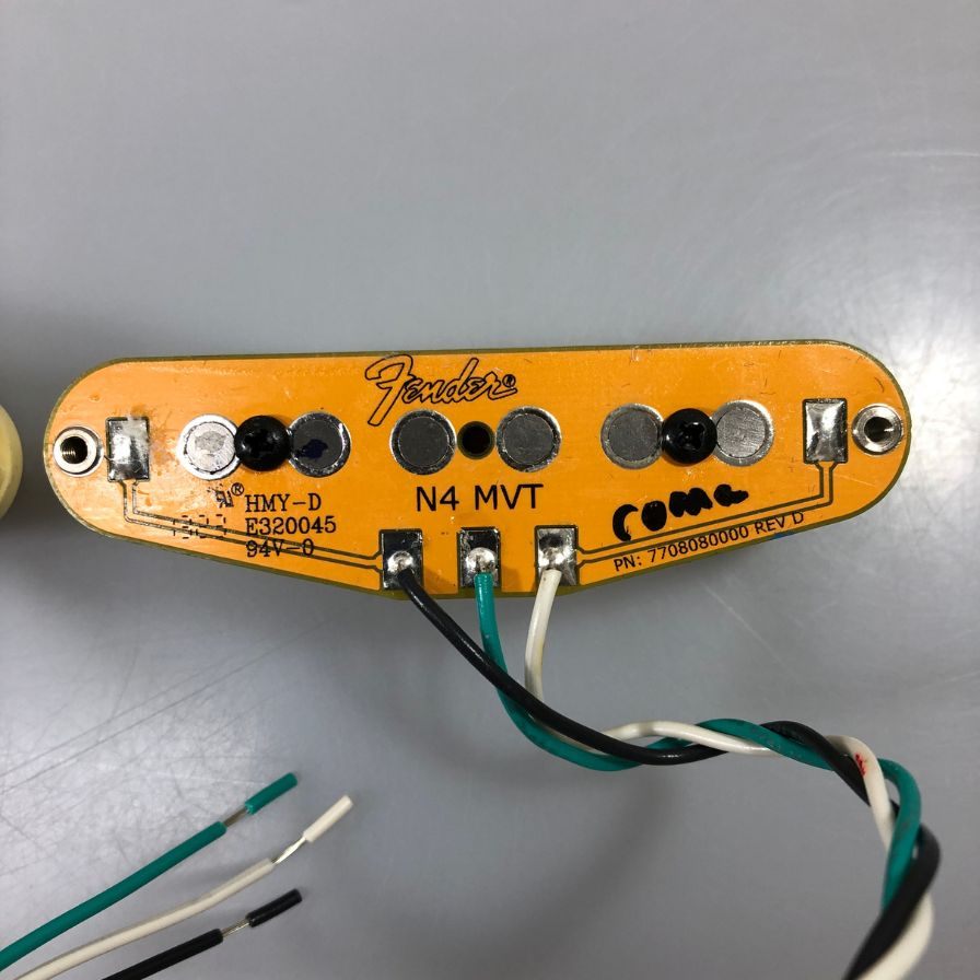 フェンダー ウルトラノイズレス ホット ストラトキャスター ピックアップ Custom ML Ultra Noiseless【AFB55】【中古】