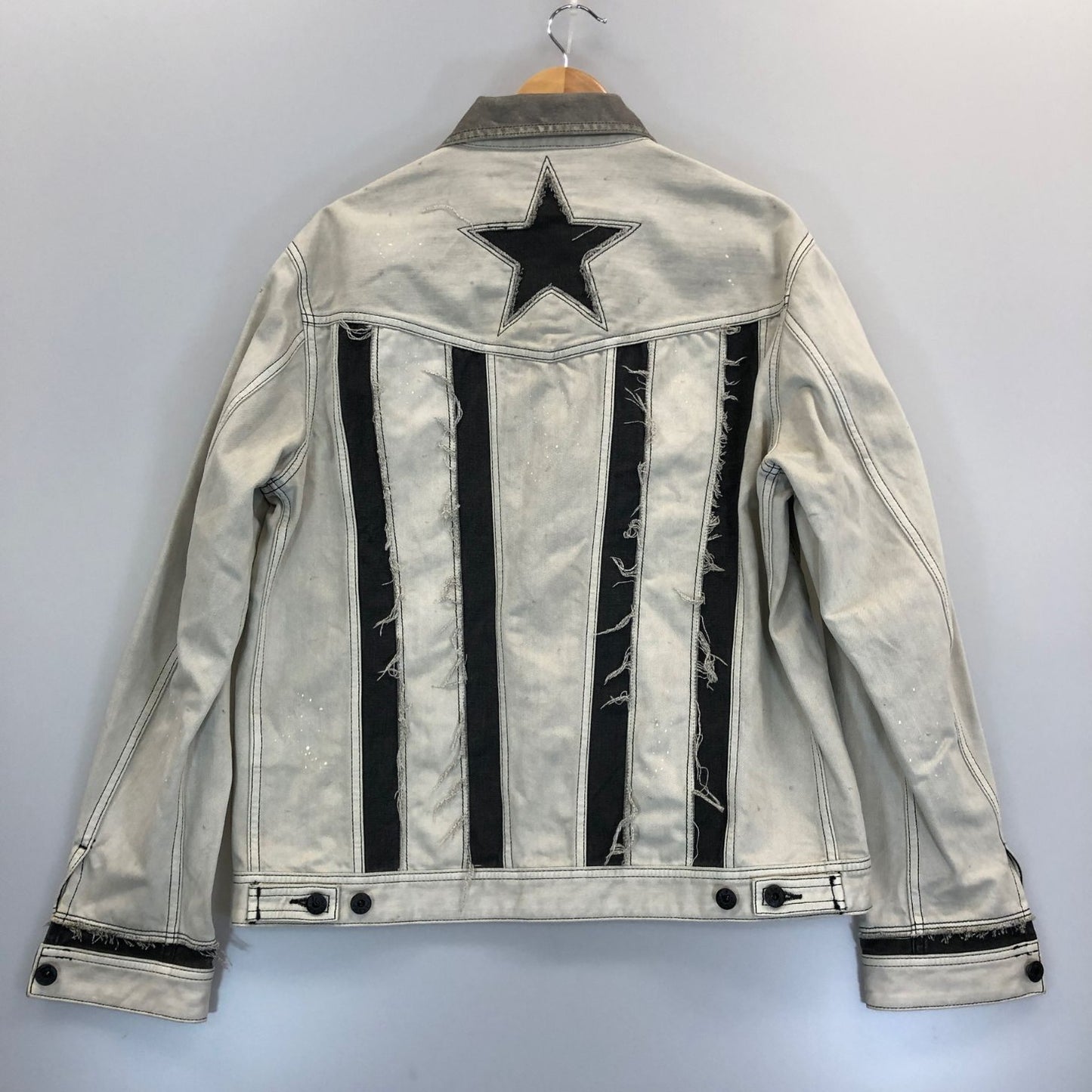 美品◆ディーゼル デニムジャケット スター D-ILLIE ペイント メンズ ホワイト Lサイズ DIESEL 【AFA16】