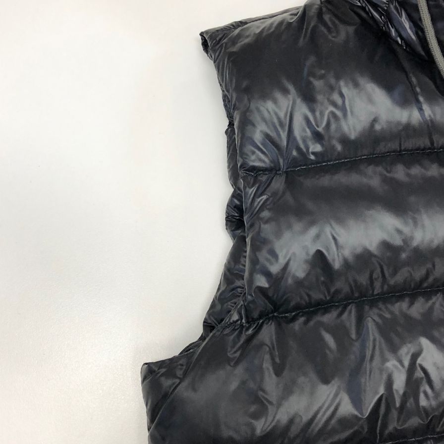 美品◆モンクレール バルトロメ ダウンベスト ブラック サイズ2 Moncler BARTHOLOME 【AFA7】