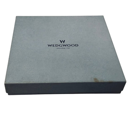 ウェッジウッド 大判プレート 大皿 ワイルドストロベリー 27cmI ボーンチャイナ 総柄 WEDGWOOD【AFI28】【中古】