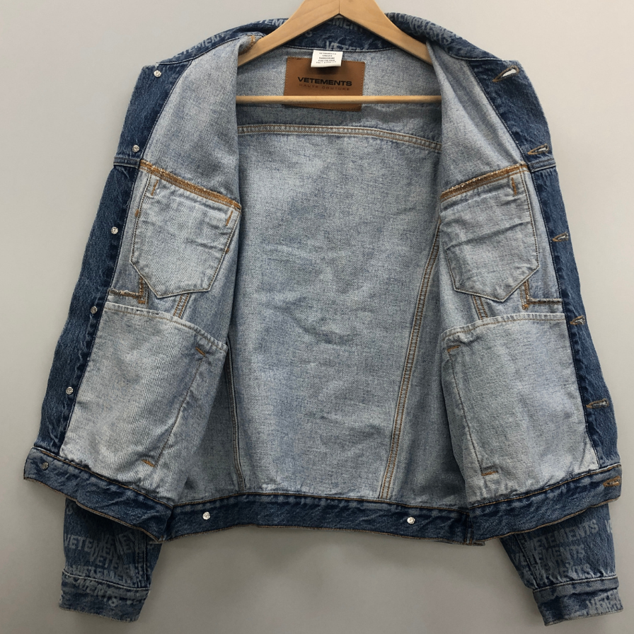 中古◆ヴェトモン ロゴ入りデニムジャケット メンズ ブルー サイズXS VETEMENTS 【AFF20】