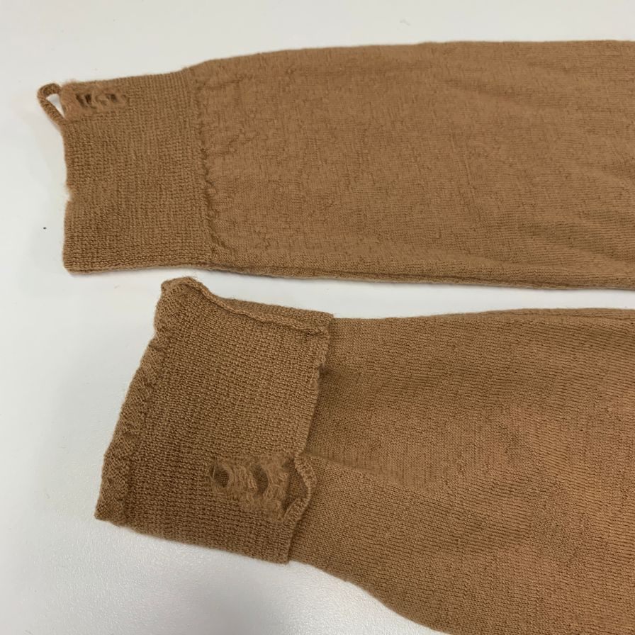 極美品◆メゾン マルジェラ 22AW Vネックカーディガン ダメージ加工 ベージュ メンズ サイズM SI1HA0006 Maison Margiela 【AFB4】