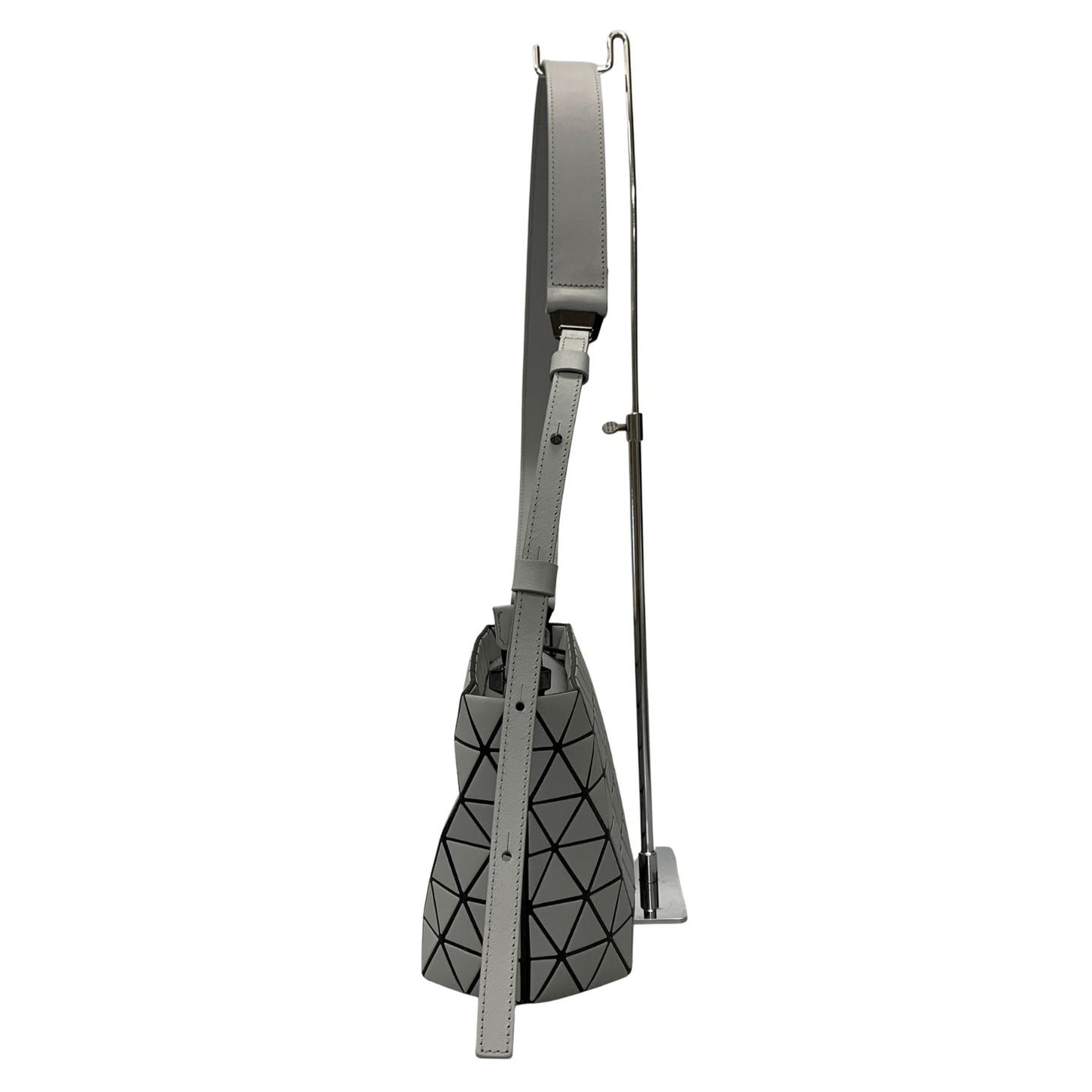 バオバオ イッセイミヤケ ハンドバッグ クリスタルマット BB53 AG314 ペールグレー レディース BAOBAO ISSEI MIYAKE【AFE12】