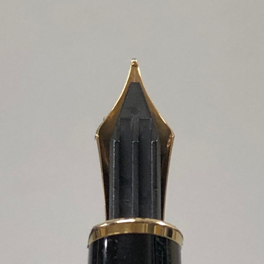 モンブラン 万年筆 マイスターシュテュック ペン先14K 585 ブラック ゴールド MONTBLANC【AFI2】
