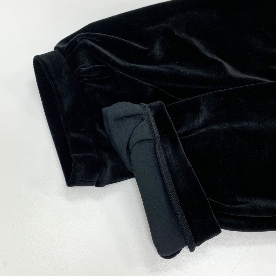 美品◇ベロアノワールバイフォクシー ニューヨーク ジップ