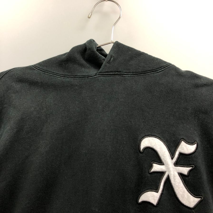 中古◆ゴッドセレクション トリプルエックス プルオーバーパーカー 刺繍 ブラック メンズ サイズL GOD SELECTION XXX 【AFB13】