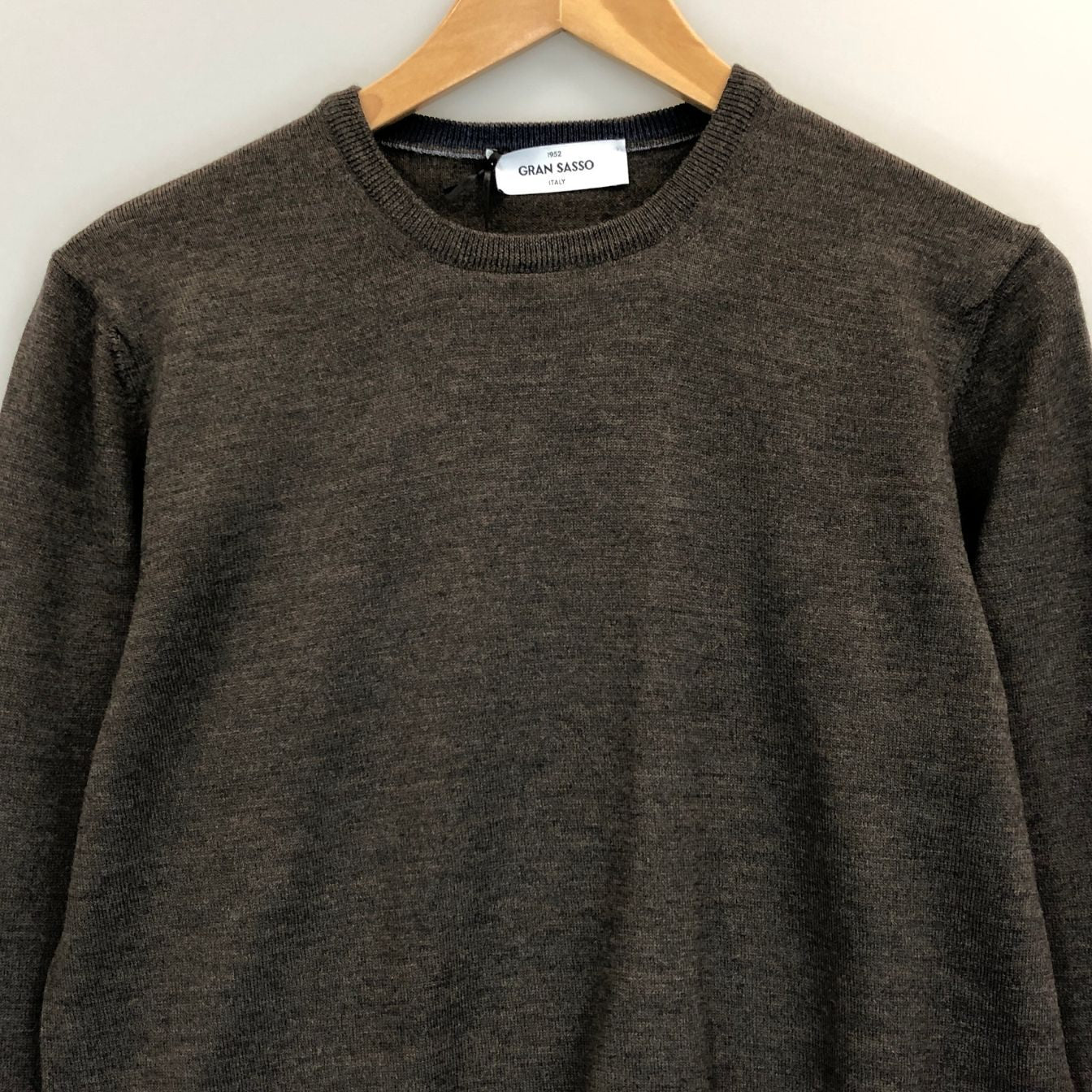 極美品◆グランサッソ クルーネックニット グレー サイズ46 GRAN SASSO 【AFB7】
