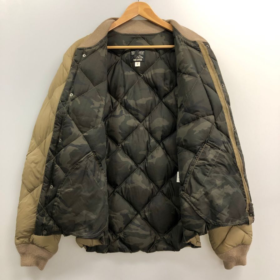美品◆ロッキーマウンテン &トッドスナイダー キルティング ダウンジャケット カーキ メンズ サイズM ROCKY MOUNTAIN TODD SNYDER 【AFB5】
