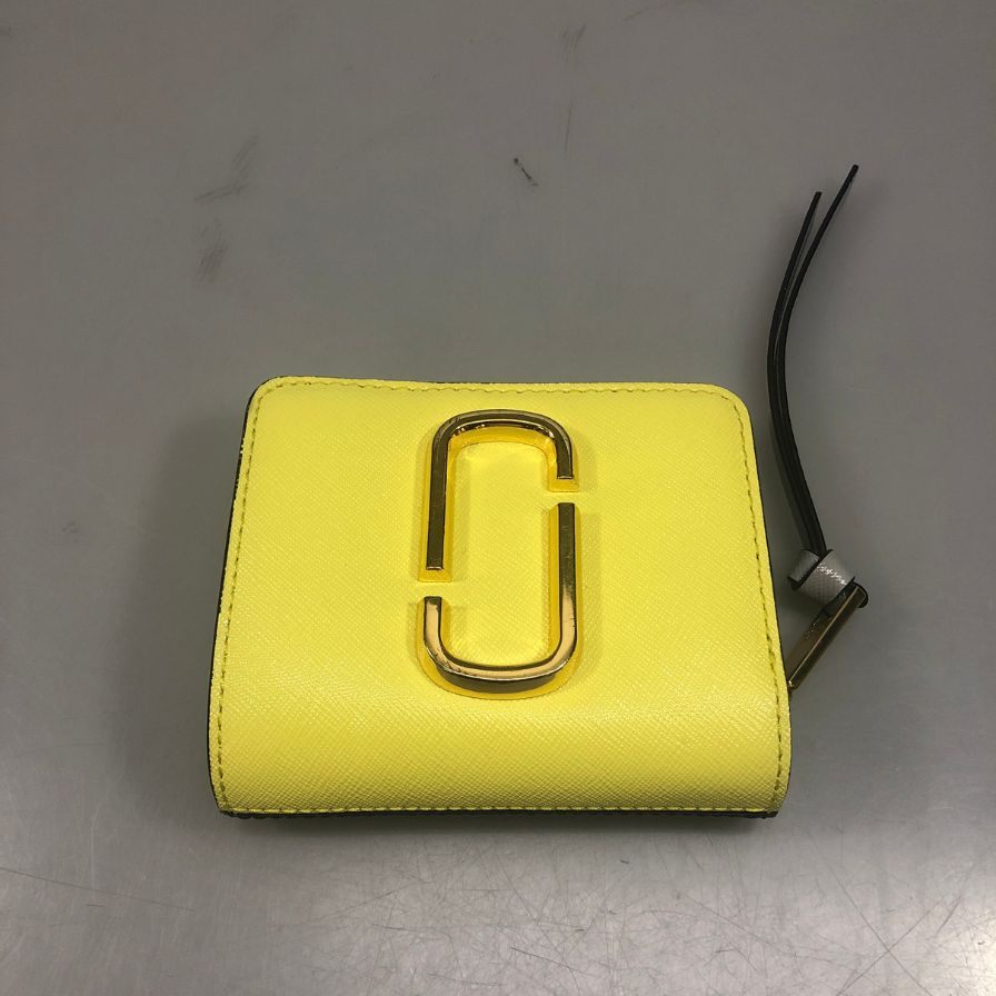 マークジェイコブス 二つ折り財布 スナップショット イエロー MARC JACOBS【AFI18】