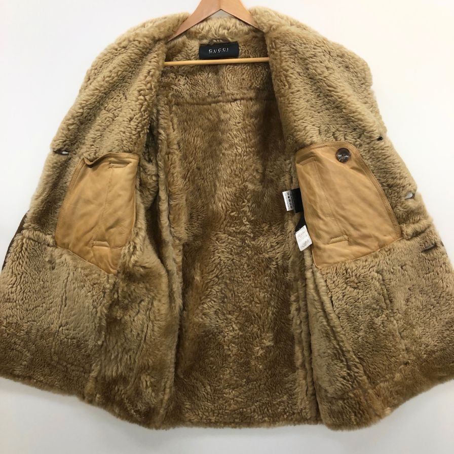 極美品 ヒューゴボス 現行タグ パッチワーク ムートンコート Lサイズ 極美品 ヒューゴボス 現行タグ パッチワーク ムートンコート Lサイズ