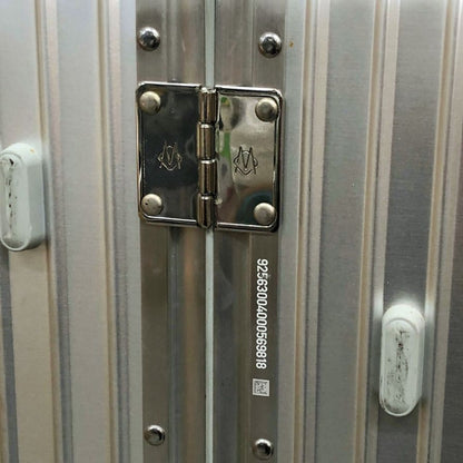 リモワ スーツケース アルミニウム 4輪 92563004000569818 シルバー 64L  RIMOWA【AFE13】