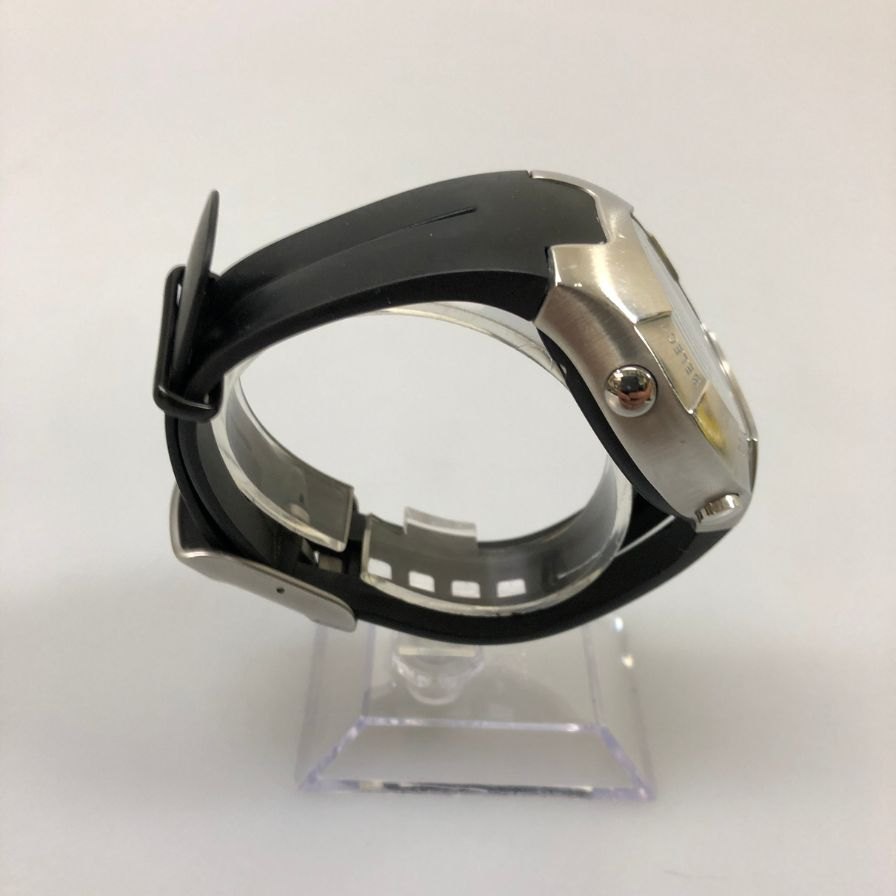 スント   オブザーバー ブラック＆シルバー 腕時計 suunto Observer【AFI7】