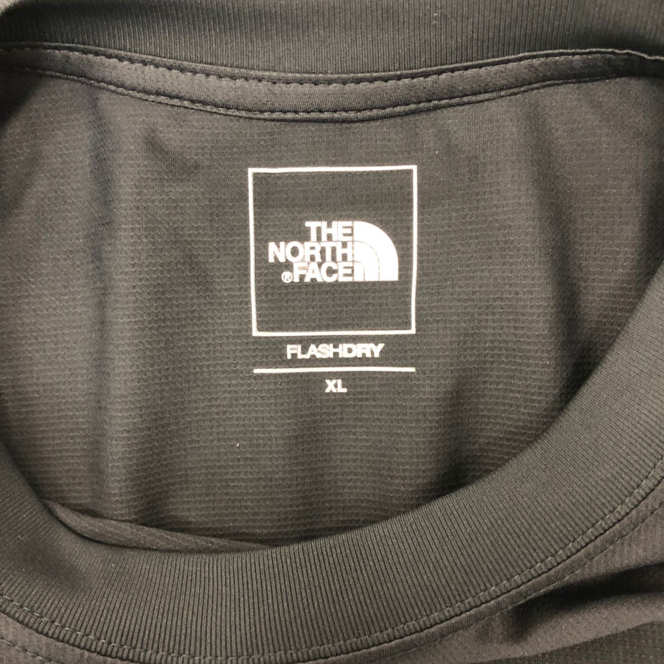 新品同様◆ノースフェイス Tシャツ NT62590 ショートスリーブフリーランフラッシュドライクルー ブラック サイズXL THE NORTH FACE 【AFB20】