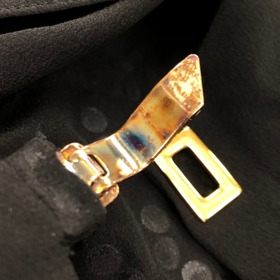 美品◆ヴィア デッレ ペルレ ノースリーブシャツ レディース ブラック スパンコール サイズ42 VIADELLEPERLE VDP COLLECTION 【AFB46】