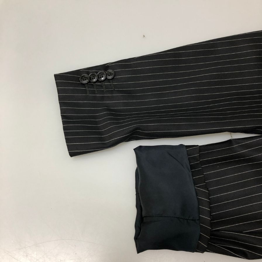 中古■エンポリオアルマーニ シングル ジャケット ジュードライン ストライプ柄 メンズ サイズ52 ブラック EMPORIO ARMANI 【AFB46】