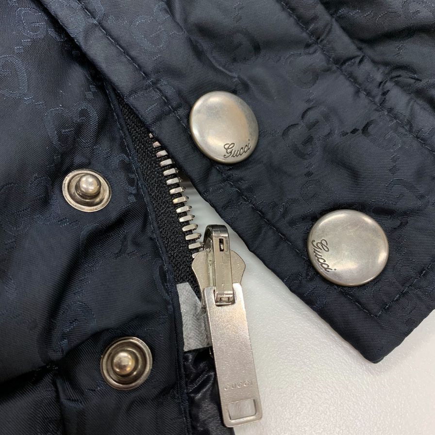 中古◆グッチ ダウンジャケット ナイロン GG柄 リバーシブル メンズ ネイビー サイズ50 GUCCI 【AFF24】
