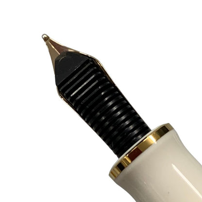 ペリカン 万年筆 スーベレーン ホワイトトータス ストライプ ペン先14C-585 F字 PELIKAN Souveran【AFI14】