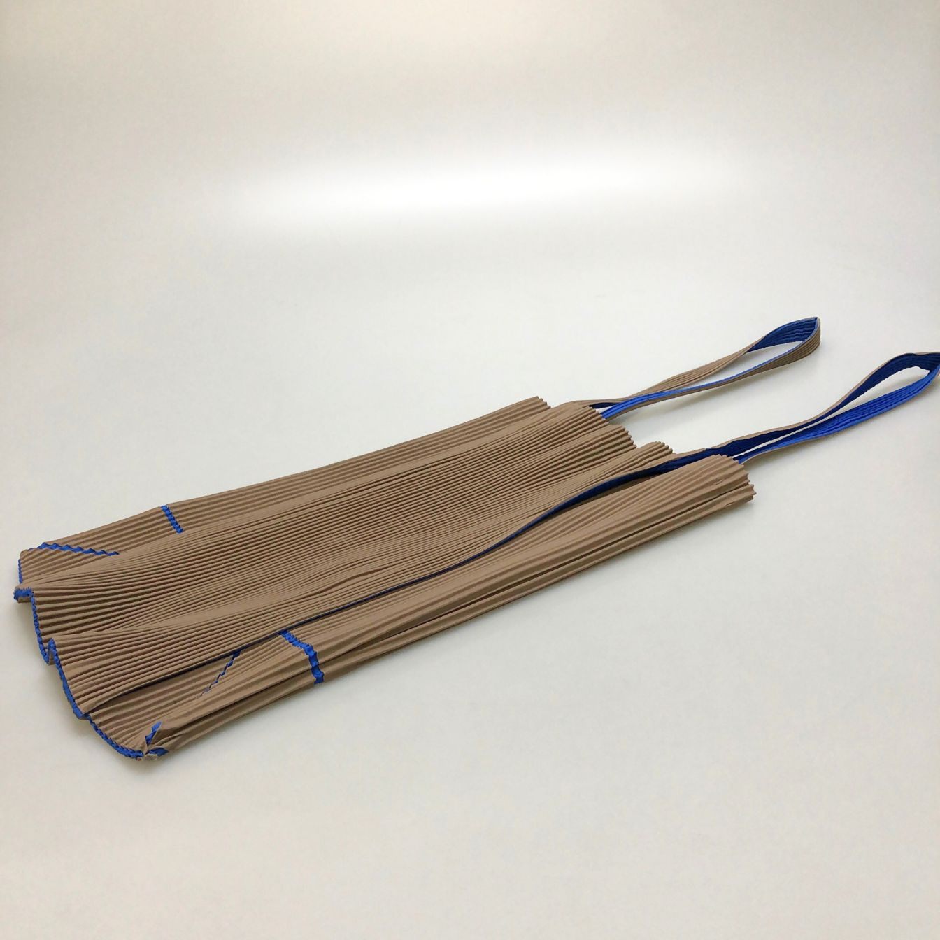 プリーツプリーズ トートバッグ ポリエステル  レディース ブラウン×ブルー PLEATS PLEASE【AFE6】