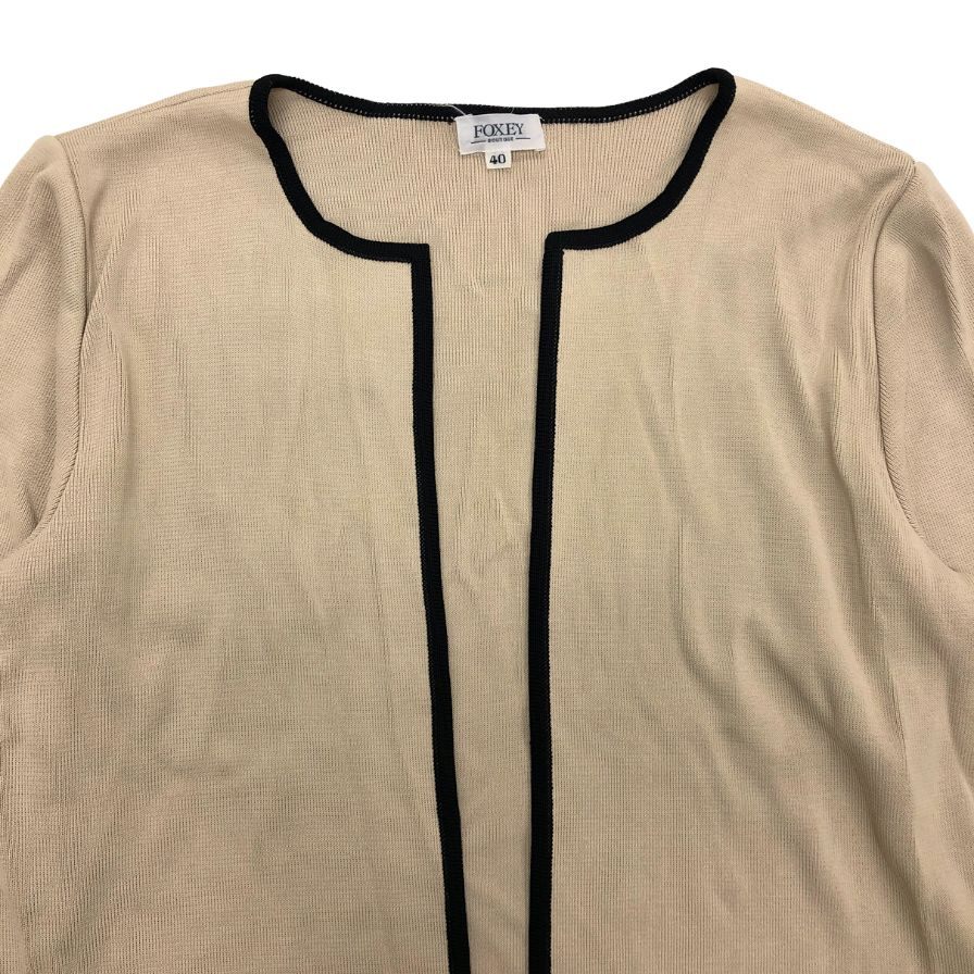 美品◆フォクシー ブティック カーディガン アンサンブル ボタンレス 羽織り 13290 ベージュ レディース サイズ40 FOXEY BOUTIQUE 【AFB4】